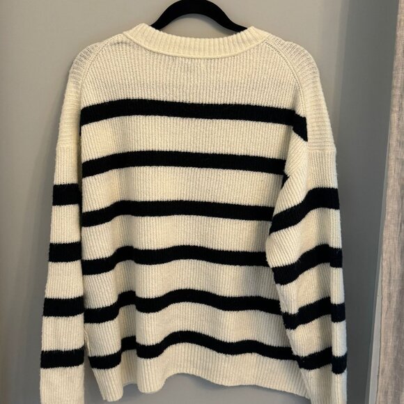 American Eagle Knit Crew Neck Sweater - XL - Black & White Stripes - Picture 2 of 2